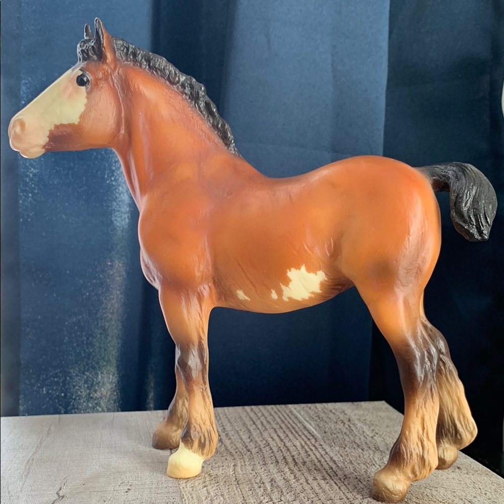 Retired Breyer- Draft Bald Face Bluebell Bay Sabino Paint Filly